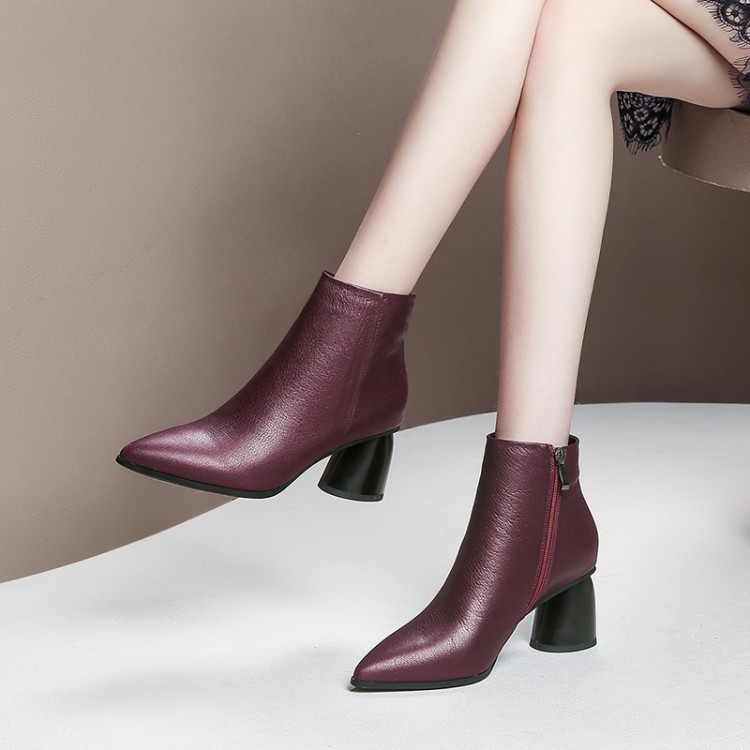 New fashion, commuting and leisure, special quality  New fashion, commuting and leisure, special quality